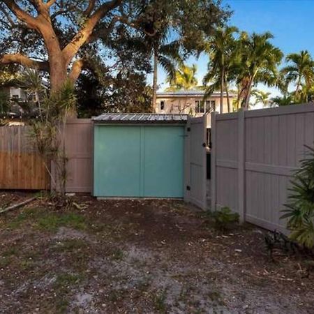 Charming Studio W Pool One Mile To Beach Pets Welcome Lake Worth Beach Buitenkant foto