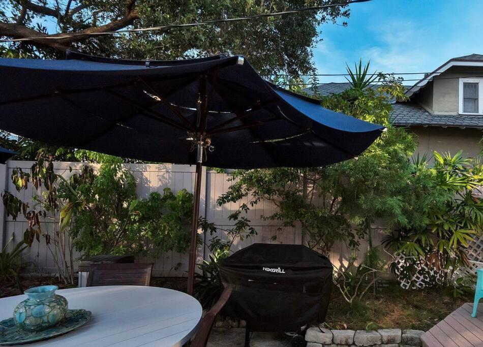 Charming Studio W Pool One Mile To Beach Pets Welcome Lake Worth Beach Buitenkant foto