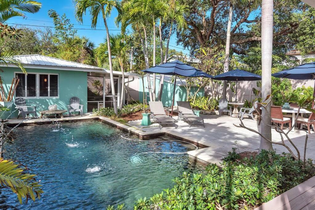 Charming Studio W Pool One Mile To Beach Pets Welcome Lake Worth Beach Buitenkant foto