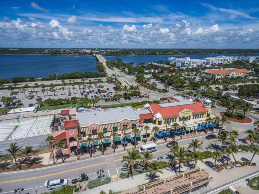 Charming Studio W Pool One Mile To Beach Pets Welcome Lake Worth Beach Buitenkant foto